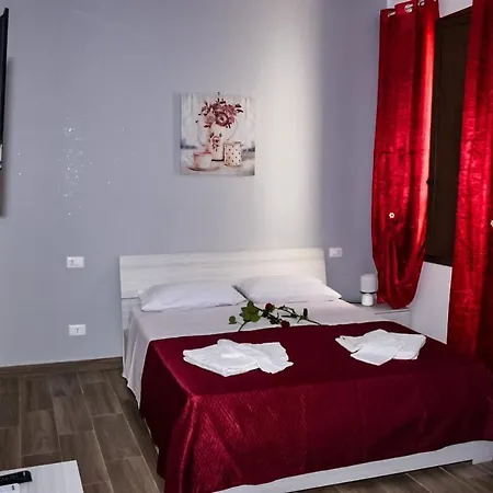 La Casa Dei Fiori Apartment *
